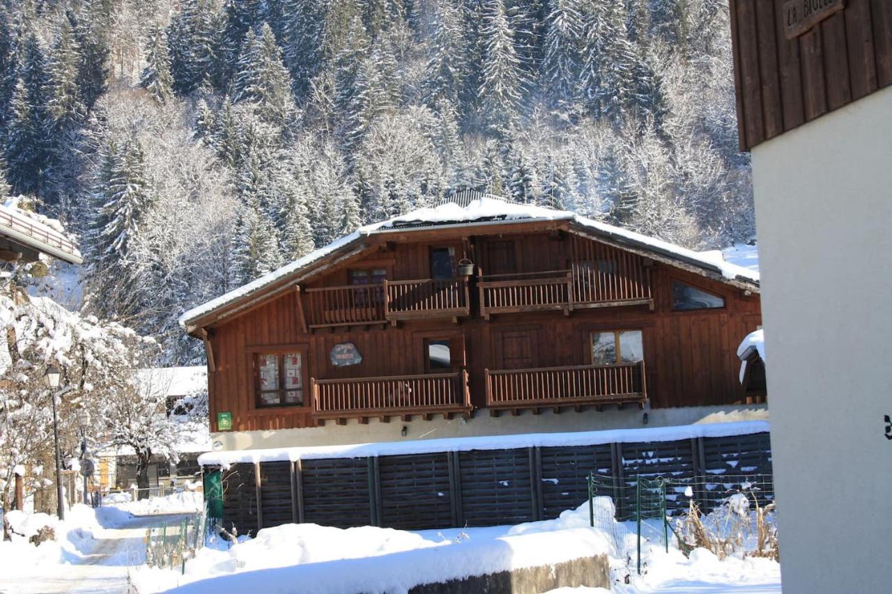 Villa La Ferme d'Henriette, à Samoëns Extérieur photo