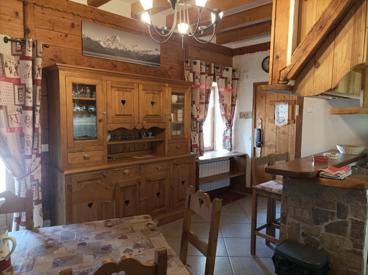 Villa La Ferme d'Henriette, à Samoëns Extérieur photo