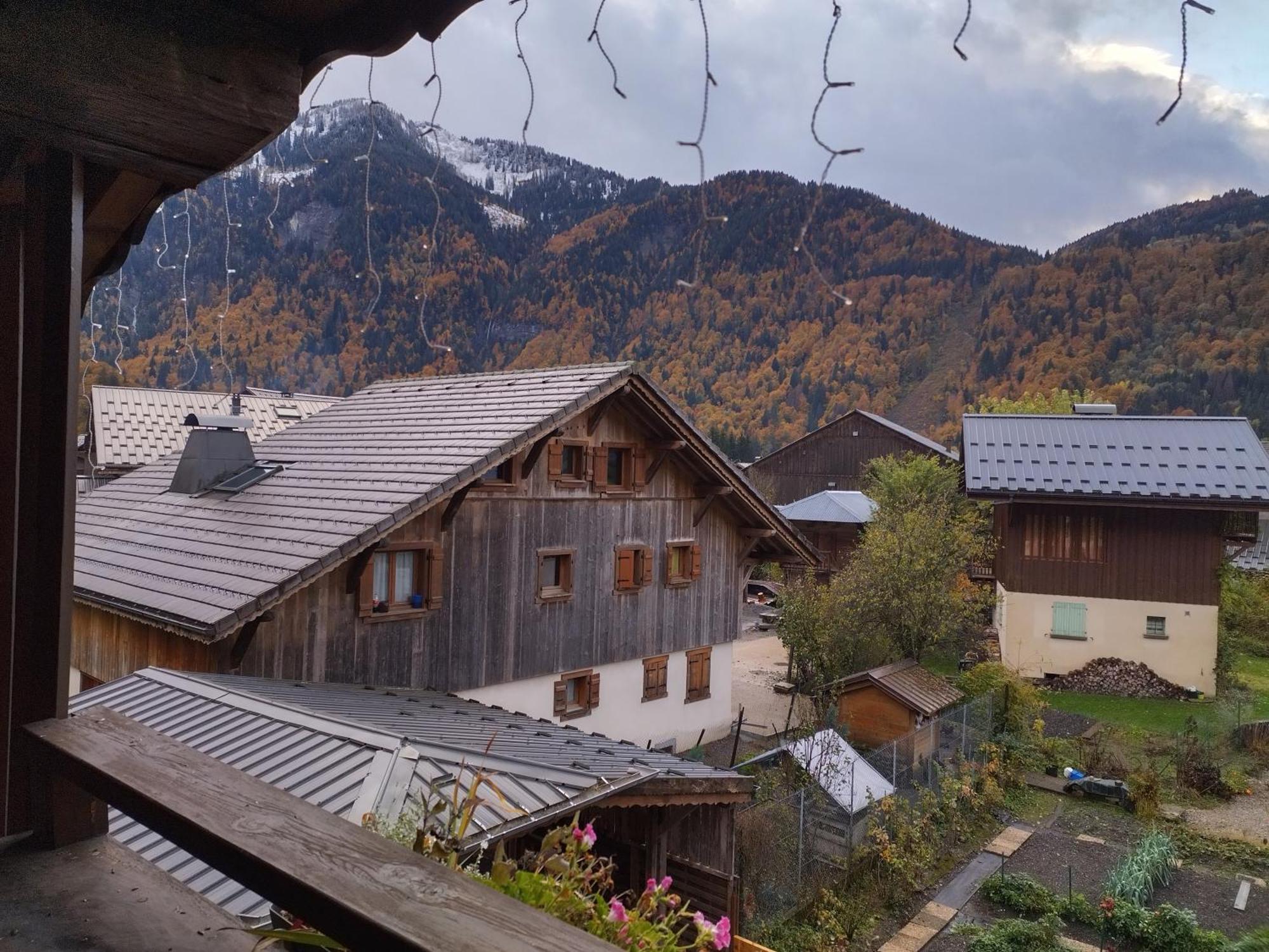 Villa La Ferme d'Henriette, à Samoëns Extérieur photo