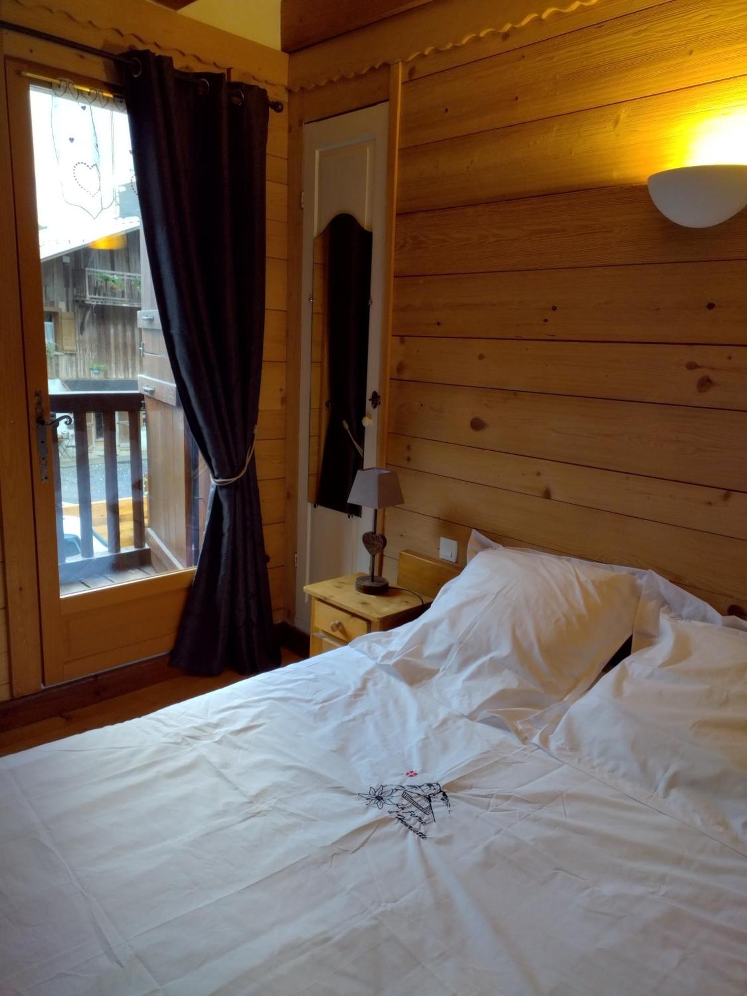 Villa La Ferme d'Henriette, à Samoëns Chambre photo