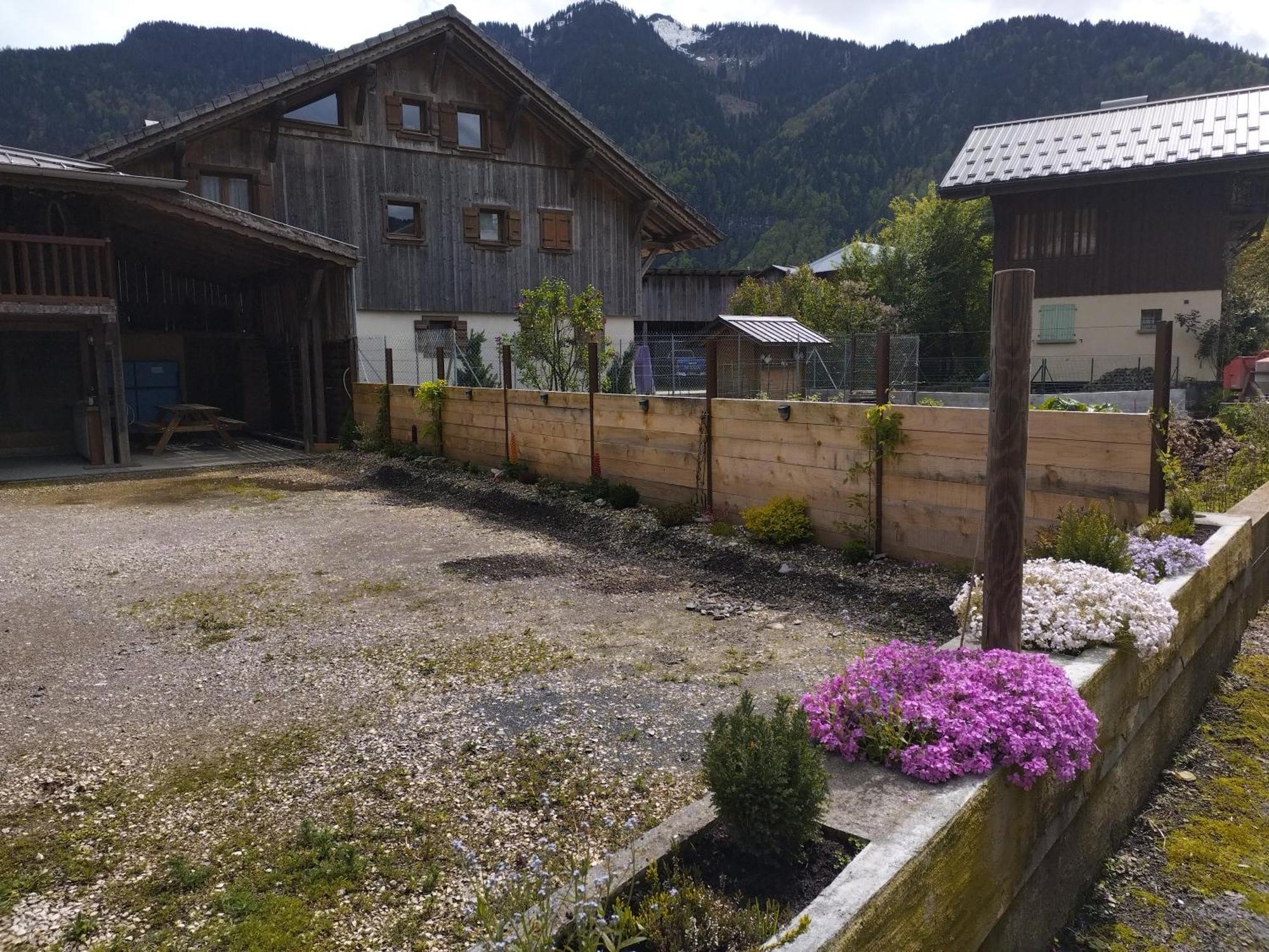 Villa La Ferme d'Henriette, à Samoëns Extérieur photo